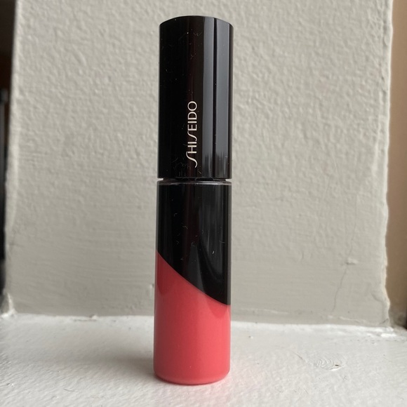 Shiseido Lacquer Gloss - No. OR303 In The Flesh - Picture 2 of 4